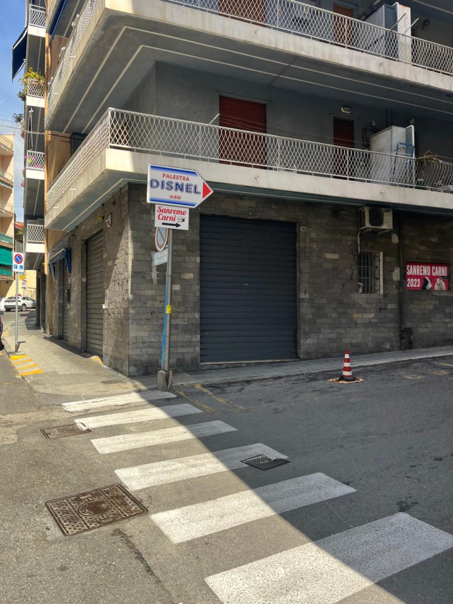 شقة Casa Carina Centro Citta Con Garage Privato سانريمو المظهر الخارجي الصورة